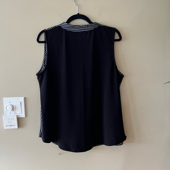 Worthington Petite Black & White Striped Sleeveless Top - Picture 10 of 13